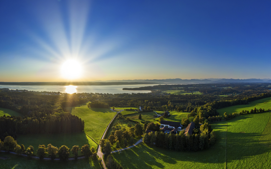 Blick von Ilkahöhe auf den Starnberger See