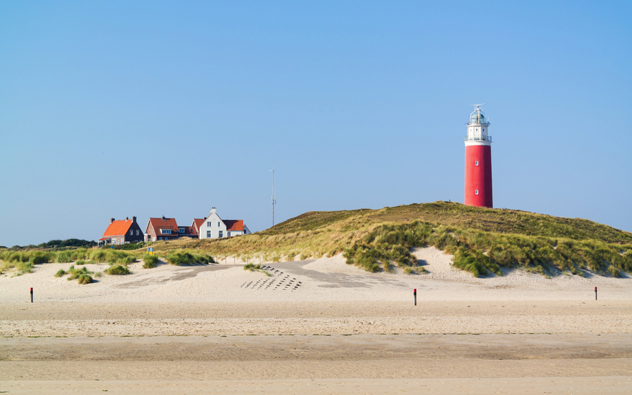 Strand und Leuchtturm De Cocksdorp,Texel