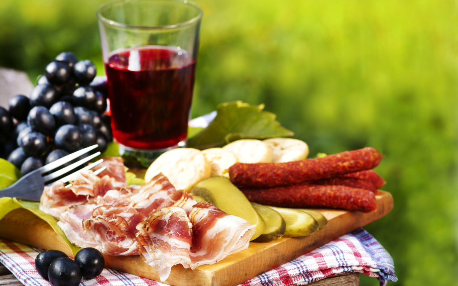 Brotzeit oder Jause oder Törggelen in Südtirol